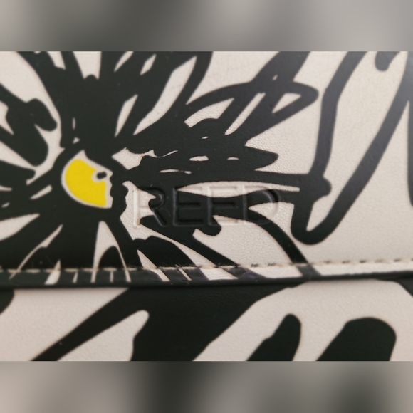 Reed Krakoff Floral Luxury Zippered Pouch! Very Good Used Condition! - Picture 4 of 6